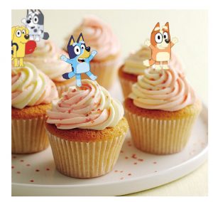 Cake with Bluey and friens toppers